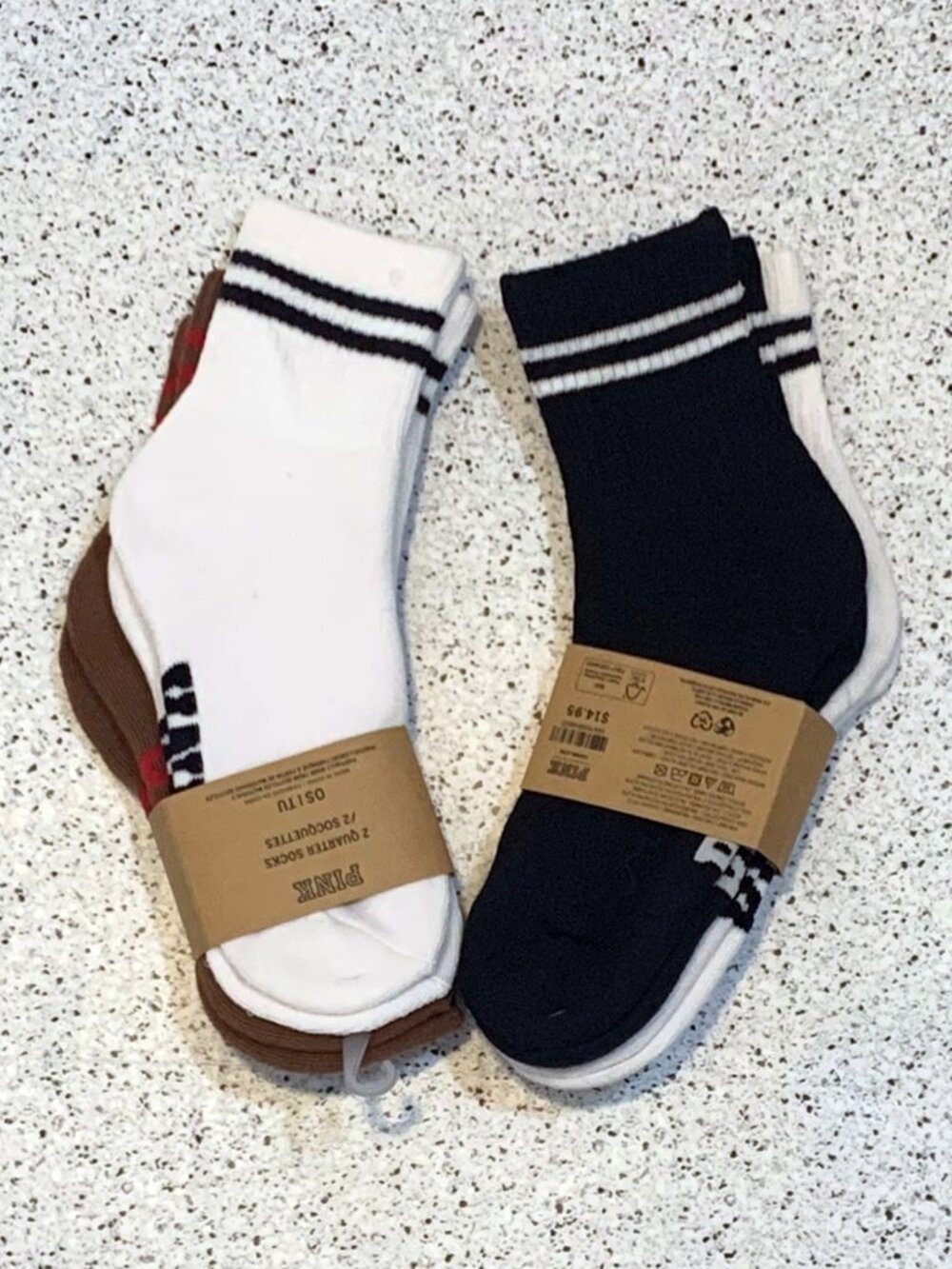 2X Victoria's Secret PINK 2 Pack Quarter Socks NWT Black White Caramel 4 PAIR